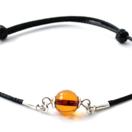 Minimalist Knotted Bracelet With Amber Round Bead-2