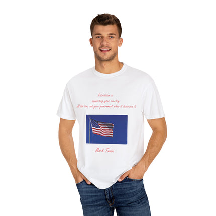 Mark Twain Quote Tee – Patriotic Unisex Flag Shirt in Soft Cotton