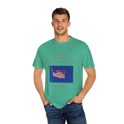 Mark Twain Quote Tee – Patriotic Unisex Flag Shirt in Soft Cotton