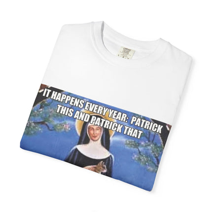 Funny Cat Lover T-Shirt - 'No One Remembers Me and My Cats' Design - Perfect Gift for Pet Owners