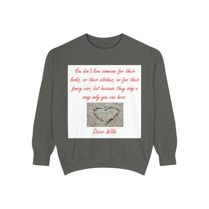 Heartfelt Quote Unisex Sweatshirt - Oscar Wilde Inspiration, Cozy Gift for Loved Ones