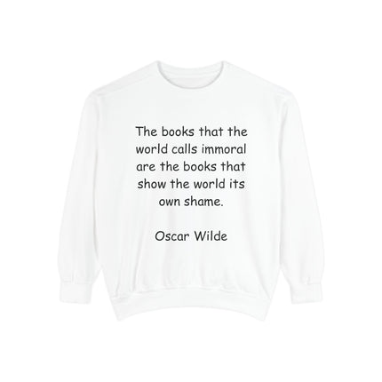 Oscar Wilde Quote Sweatshirt – “Books & Shame” – Unisex Literary Style