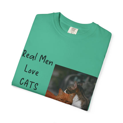 Real Men Love Cats Unisex T-Shirt - Cute Cat Lover Tee