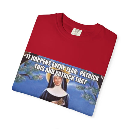 Funny Cat Lover T-Shirt - 'No One Remembers Me and My Cats' Design - Perfect Gift for Pet Owners