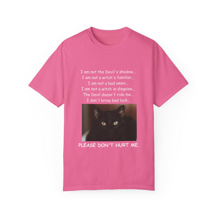 Unisex Cat-Themed T-Shirt – "Please Don't Hurt Me" Design