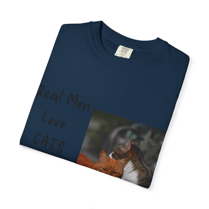 Real Men Love Cats Unisex T-Shirt - Cute Cat Lover Tee