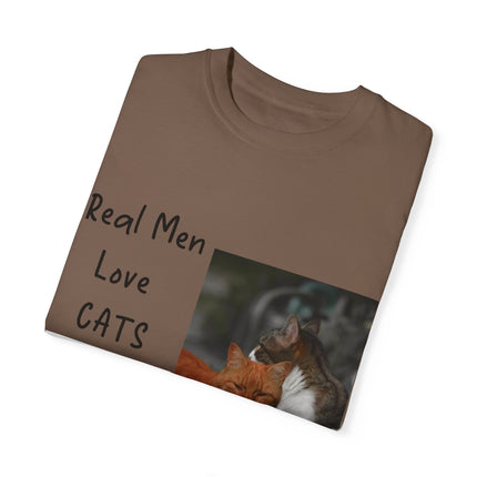 Real Men Love Cats Unisex T-Shirt – Cute Cat Lover Tee