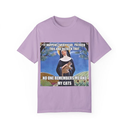 Funny Cat Lover T-Shirt – ‘No One Remembers Me & My Cats’