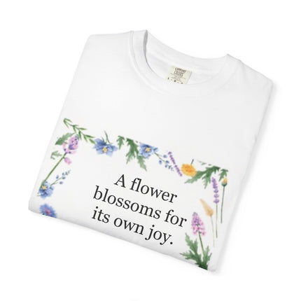 Oscar Wilde Floral Quote T-Shirt – "A Flower Blossoms for Its Own Joy"