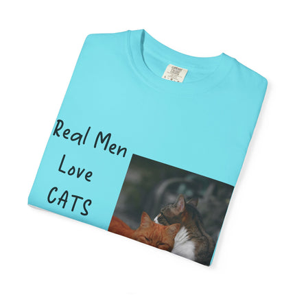 Real Men Love Cats Unisex T-Shirt - Cute Cat Lover Tee