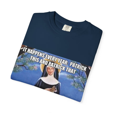 Funny Cat Lover T-Shirt - 'No One Remembers Me and My Cats' Design - Perfect Gift for Pet Owners