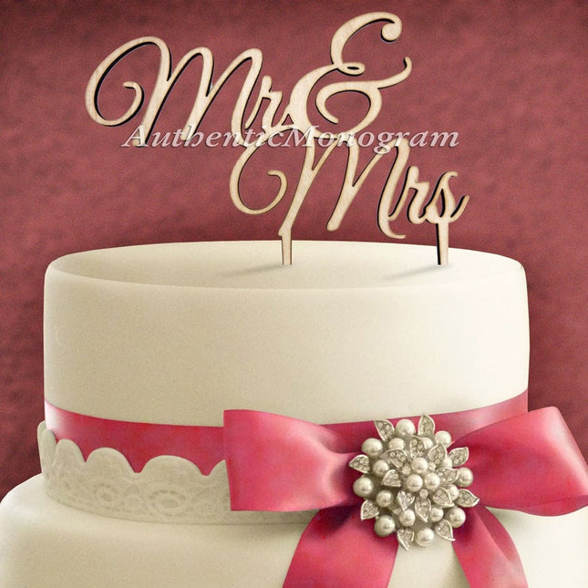Wedding Cake Topper - 6" Wooden PAINTED Cake Topper "Mr. & Mrs." Monogram, Wedding decor, Anniversary, Initial, Celebration, Anniversary(4102p-0