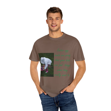 Funny Easter T-shirt | Kids Can Find Things Quote Design
