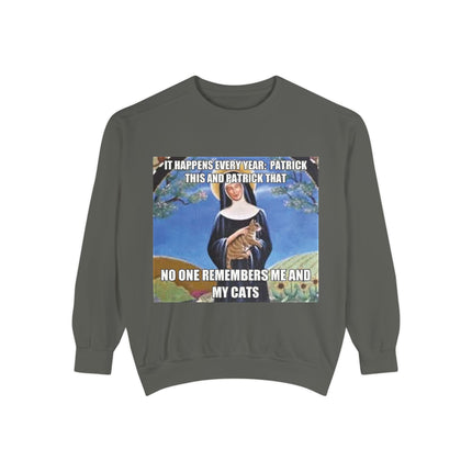 Humorous Unisex Sweatshirt - "No One Remembers Me and My Cats"