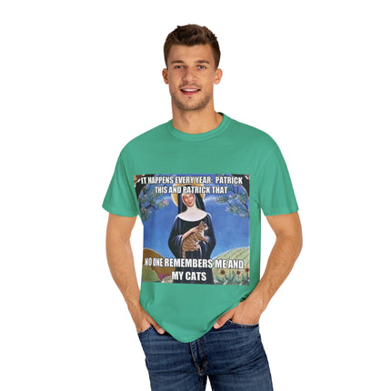 Funny Cat Lover T-Shirt – ‘No One Remembers Me & My Cats’