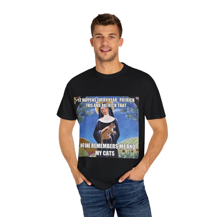 Funny Cat Lover T-Shirt – ‘No One Remembers Me & My Cats’