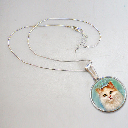 Tabby Cat Silver Plated Mother of Pearl Jewelry Pendant Necklace - 44015-2