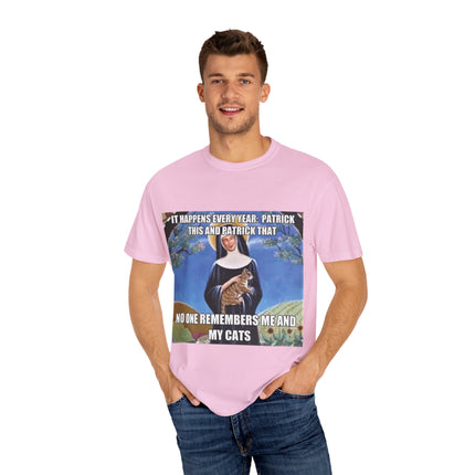 Funny Cat Lover T-Shirt – ‘No One Remembers Me & My Cats’