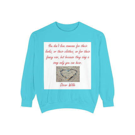 Heartfelt Quote Unisex Sweatshirt - Oscar Wilde Inspiration, Cozy Gift for Loved Ones