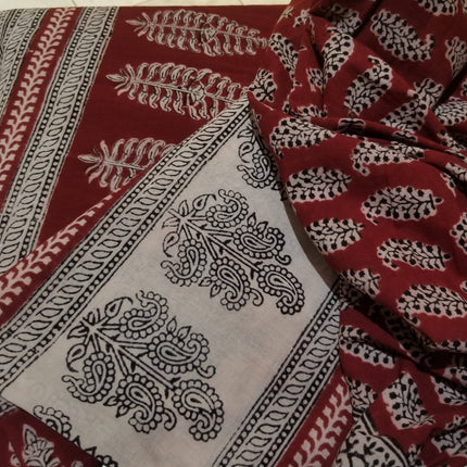 Handprinted floral Vine cotton tablecloth in red and black-1