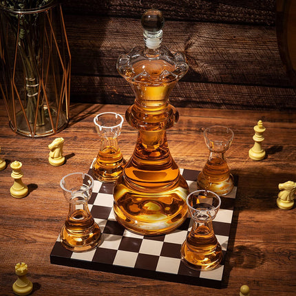 New Chess Decanter Set by The Wine Savant - Queen Chess Decanter 750ml 12" H With 4 Rook Shot Glasses 4oz - Queen's Gambit, Chess Player Gifts, Whiskey, Wine Lovers Gifts for Dad…-2