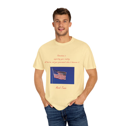 Mark Twain Quote Tee – Patriotic Unisex Flag Shirt in Soft Cotton
