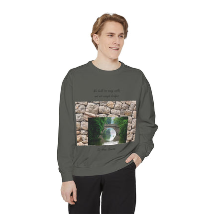 Newton Quote Sweatshirt – Garment-Dyed Unisex Pullover for Reflection