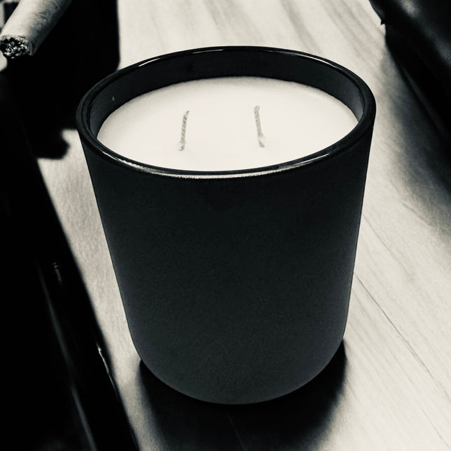 Rustica Musk Scent Candle-0
