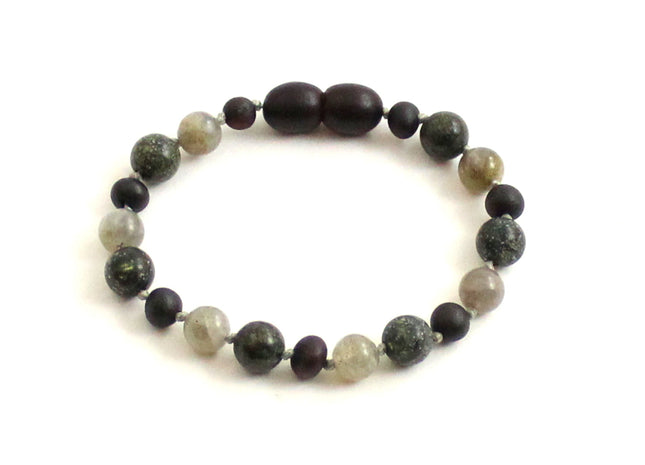 Amber Cherry Knotted Bracelet With Gray Labradorite and Green Lace Stone-0