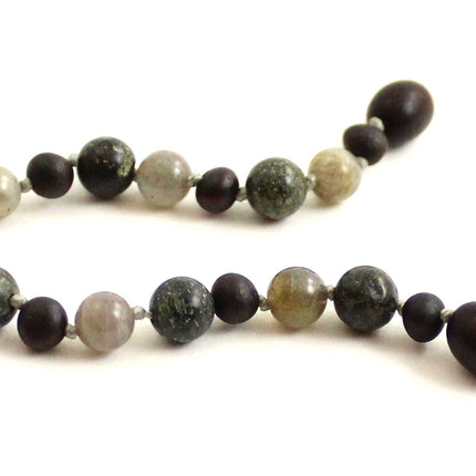 Amber Cherry Knotted Bracelet With Gray Labradorite and Green Lace Stone-2