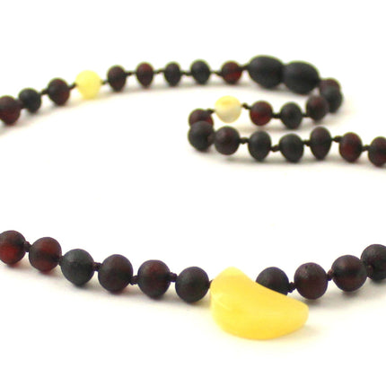 Amber Raw Cherry Necklace with Moon Shape Pendant-3