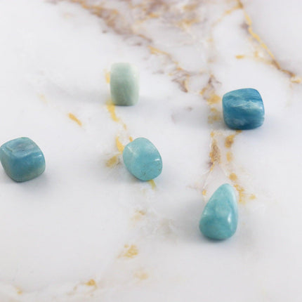 Aquamarine tumbled stone-1