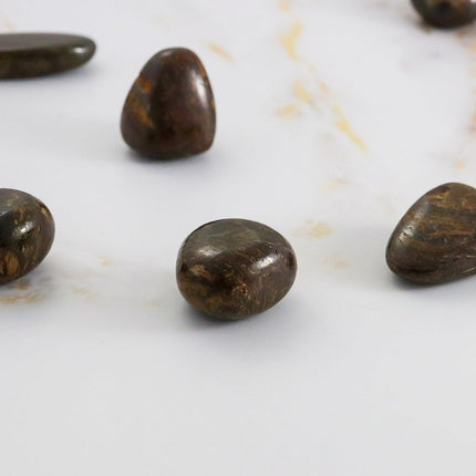 Bronzite tumbled stone-1