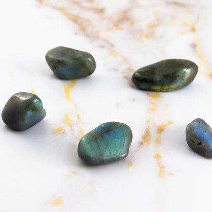 Labradorite tumbled stone-1