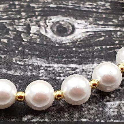Shell Pearls White Bracelet With Silver Beads-3